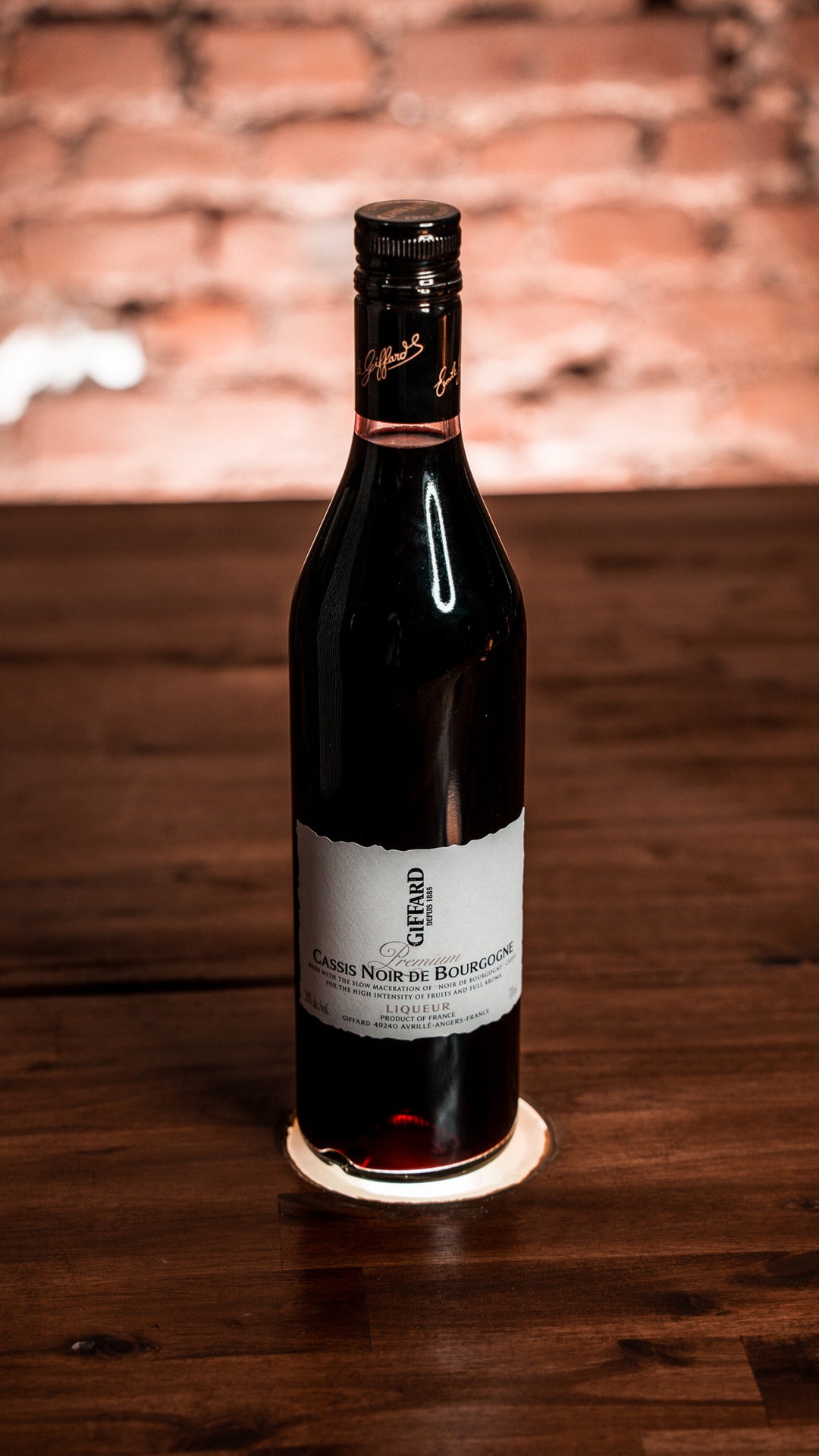 Giffard Premium Likör Cassis Noir de Bourgogne 20% 0,7l - Spirituosengalerie