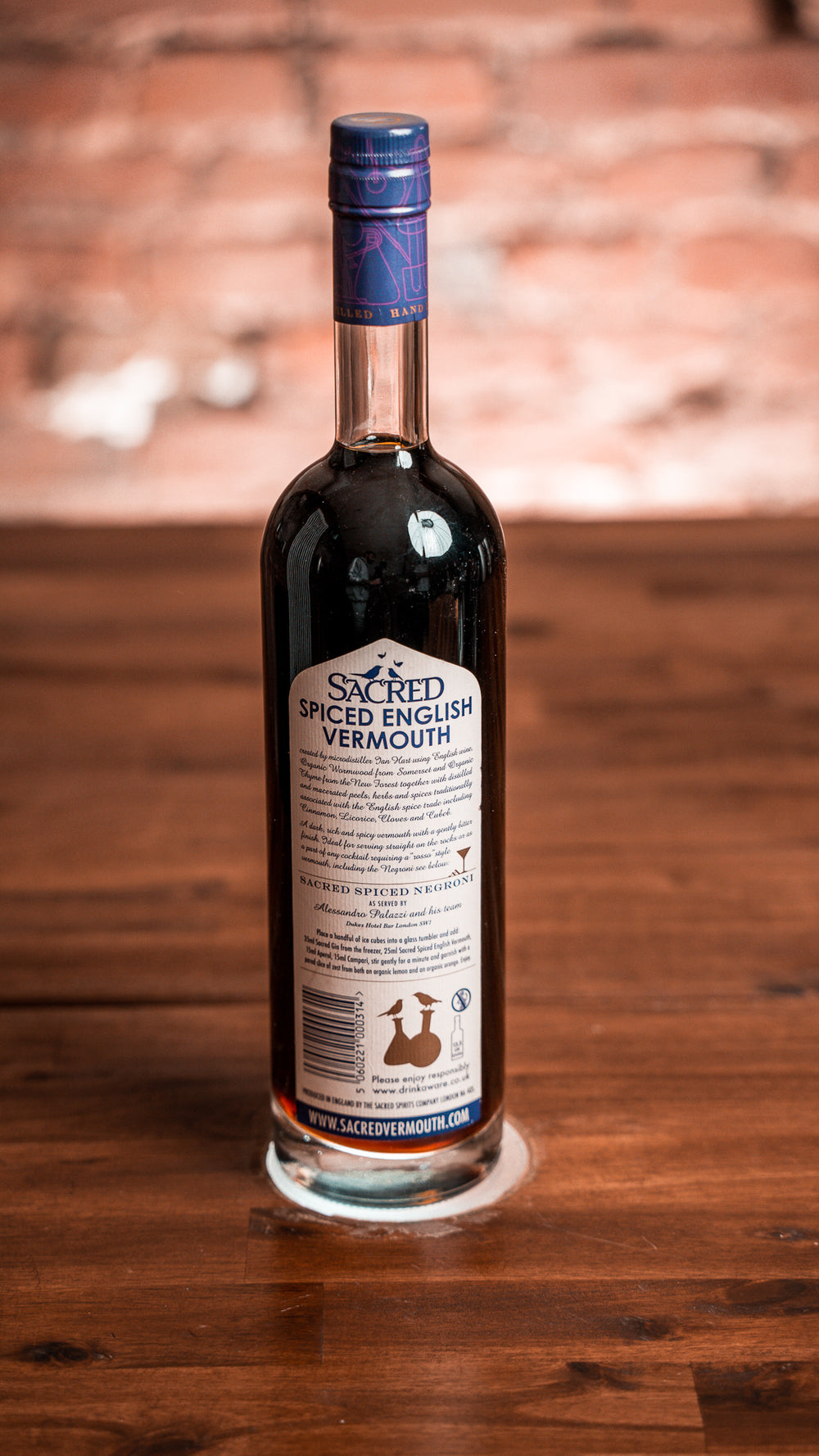 Sacred Spiced English Vermouth 0,75l 18% - Spirituosengalerie