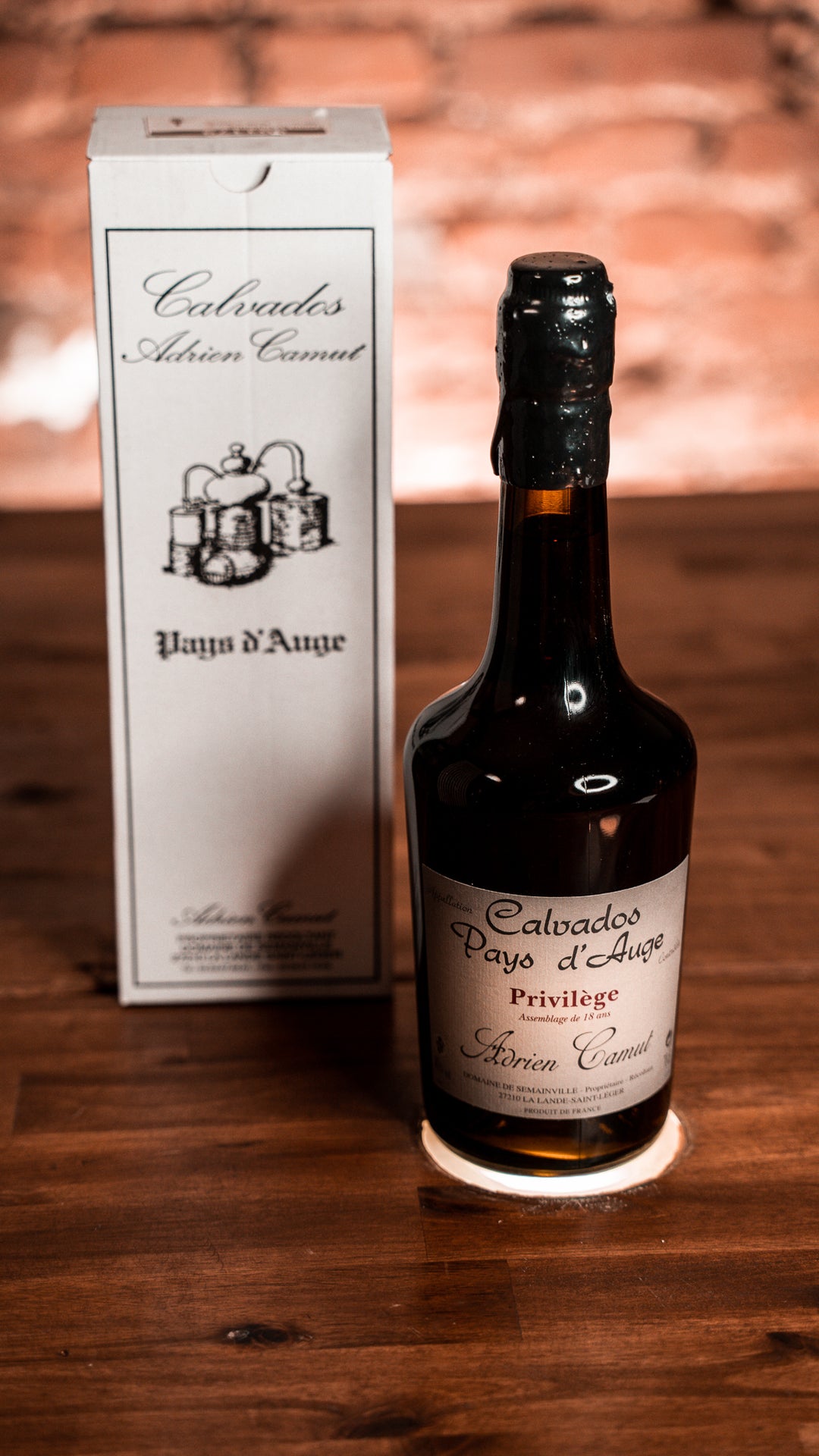 Camut Calvados 18Y Privilege 41% 0,7l - Spirituosengalerie